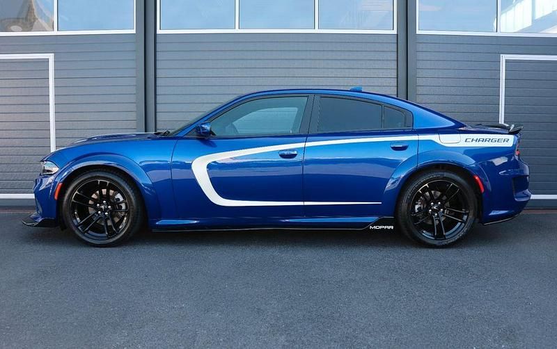 Gebraucht Dodge Charger 377 PS (277 kW) 2022 Indigo blue lackierung Limousine