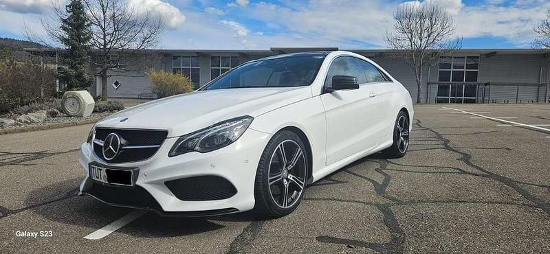 Weiß Gebraucht 2015 Mercedes E350 Coupé | 22.500 € (Fairer Preis) - Bild 1/4