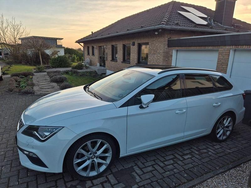 Gebraucht Seat Leon ST Beats 150 PS (110 kW) 2022 Weiß Kombi