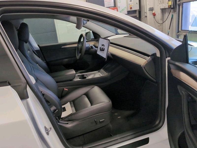 Gebraucht Tesla Model Y 378 kW (514 PS) 2022 Weiß SUV