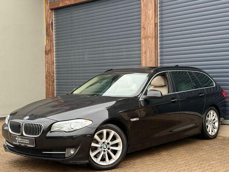 Gebraucht BMW 530 Comfort Edition 258 PS (189 kW) 2013 Schwarz Kombi