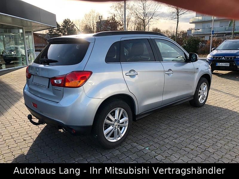 Gebraucht Mitsubishi ASX Intense 150 PS (110 kW) 2013 Silber SUV