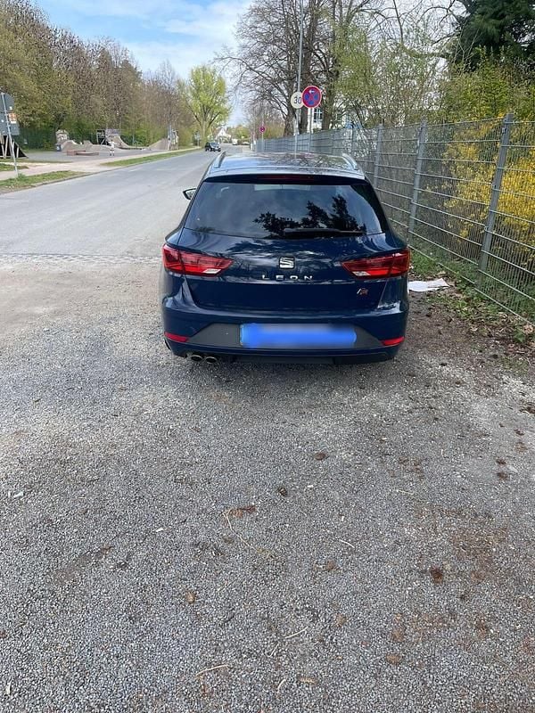 Gebraucht Seat Leon 150 PS (110 kW) 2017 Blau Kombi