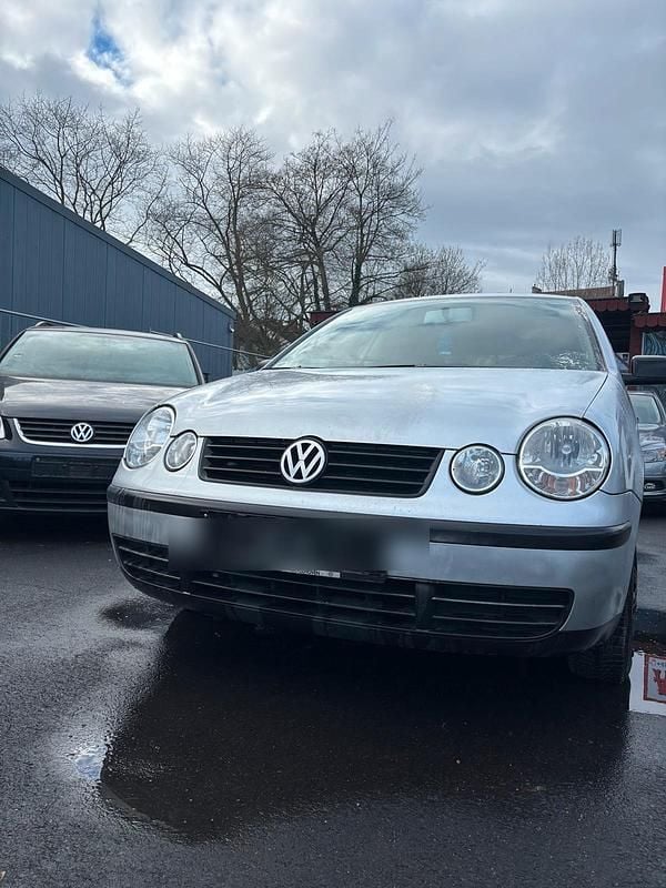 Silber Gebraucht 2002 VW Polo Kleinwagen | 3.900 € - Bild 1/4