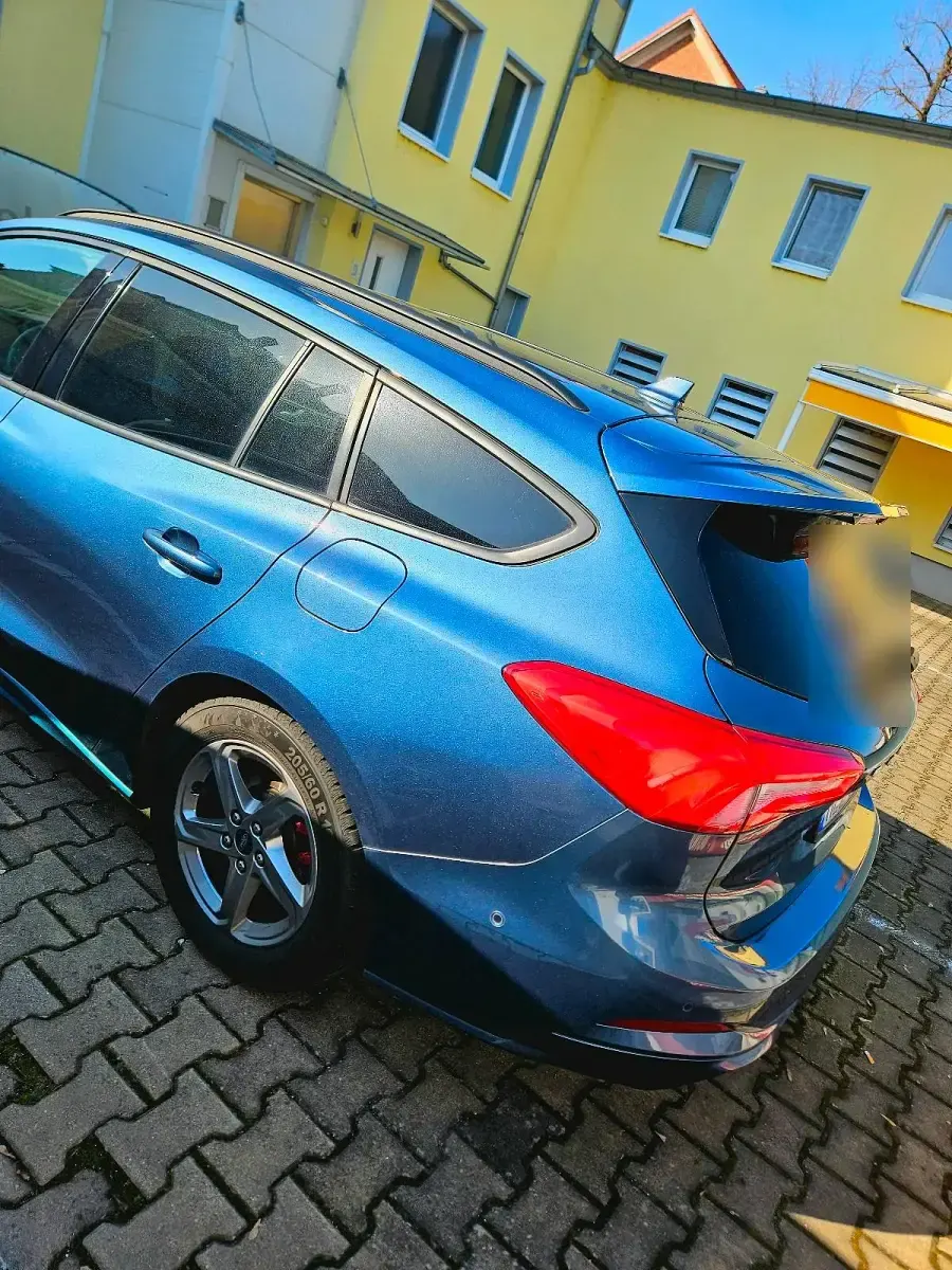 Gebraucht Ford Focus ST-Line 150 PS (110 kW) 2026 Blau Kombi