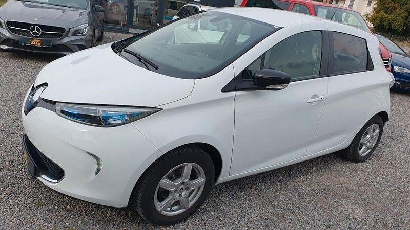 Używany Renault Zoe Intens 42 kW (58 KM) 2016 Biały Hatchback