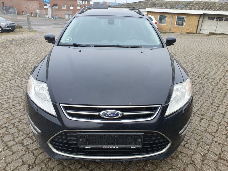 Gebraucht Ford Mondeo Titanium 163 PS (119 kW) 2011 Schwarz Limousine