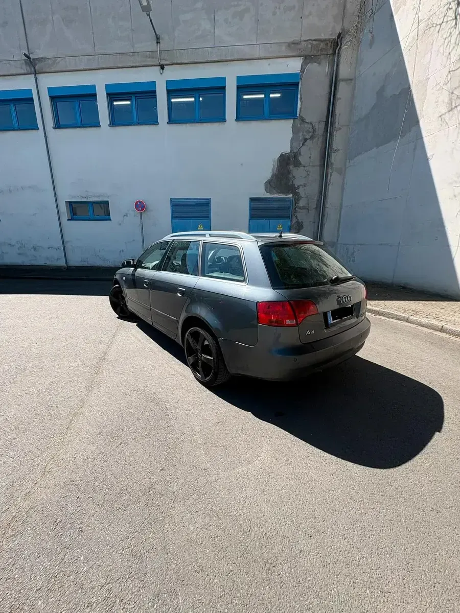 Gebraucht Audi A4 140 PS (102 kW) 2007 Andere farben Kombi