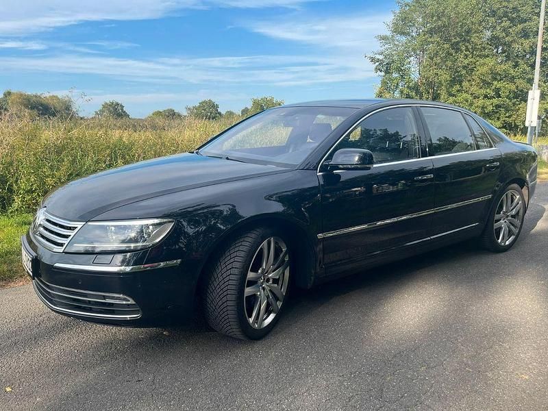 Schwarz Gebraucht 2014 VW Phaeton Limousine | 14.900 € (Etwas zu teuer) - Bild 1/4