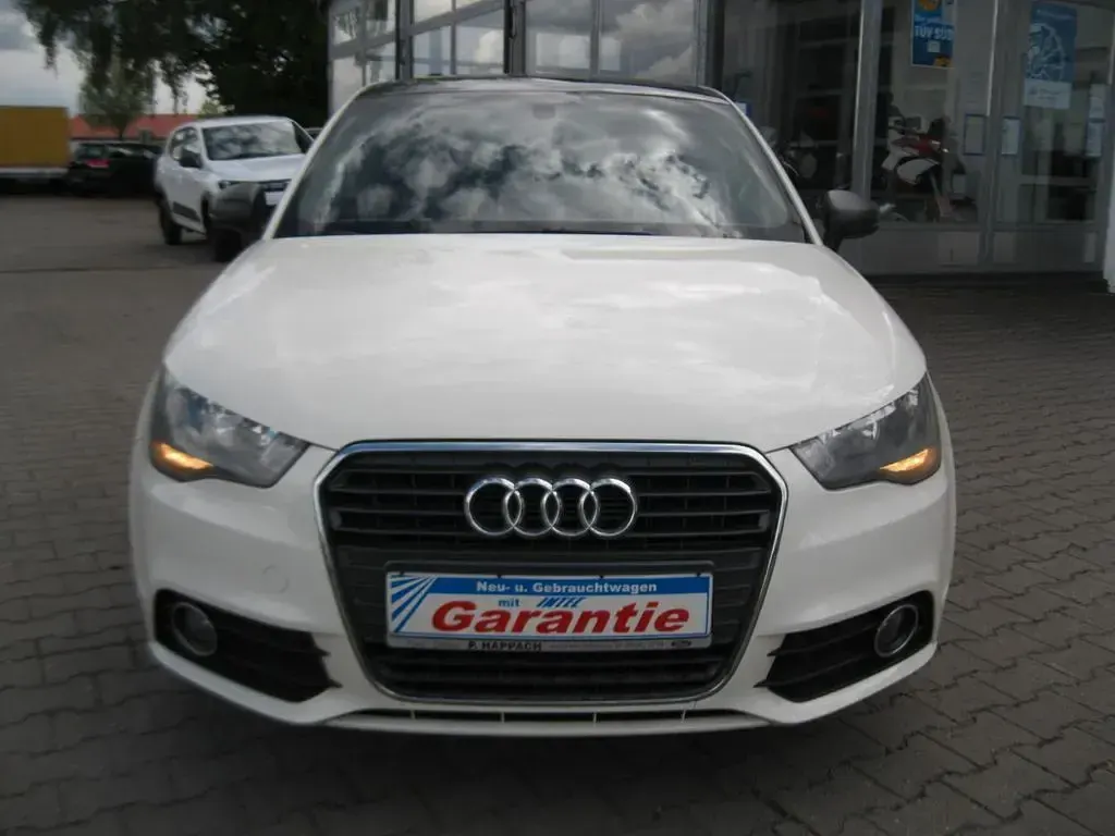Gebraucht Audi A1 S-Line 86 PS (63 kW) 2012 Weiß Kleinwagen