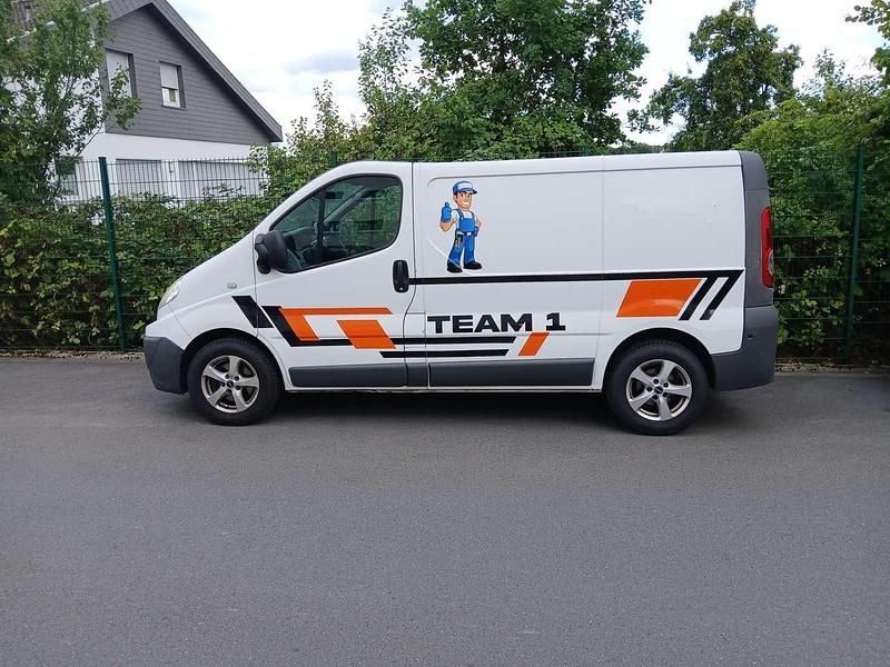 Weiß Gebraucht 2009 Renault Trafic Van | 8.900 € (Fairer Preis) - Bild 1/4