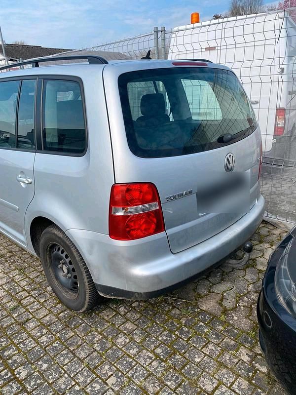 Gebraucht VW Touran 140 PS (102 kW) 2005 Silber Van / Kleinbus