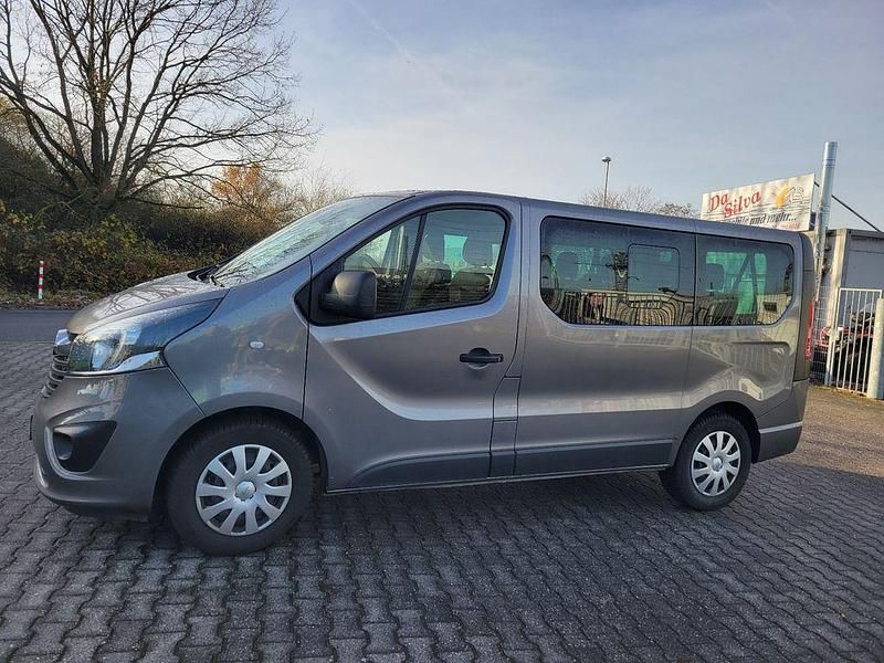 Gebraucht Opel Vivaro 121 PS (88 kW) 2019 Grau Van / Kleinbus