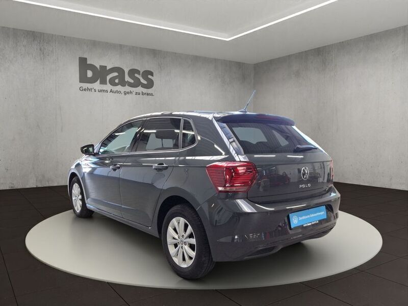 Gebraucht VW Polo Highline 95 PS (69 kW) 2021 Uranograu Limousine