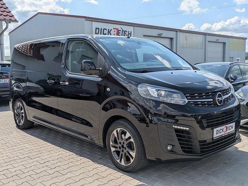 Schwarz Gebraucht 2022 Opel Zafira Life Elegance Van | 31.450 € (Guter Preis) - Bild 1/4