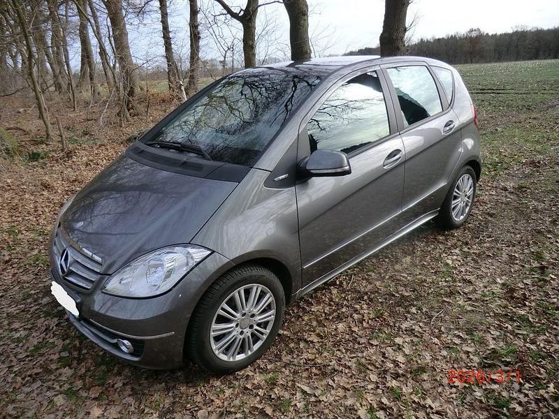 Gebraucht Mercedes A160 95 PS (69 kW) 2009 Van / Kleinbus