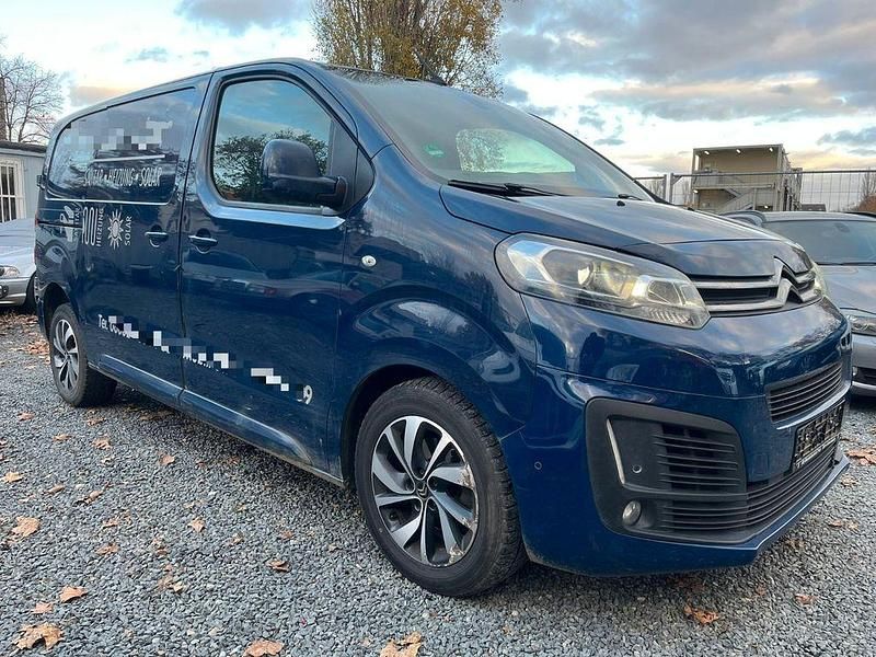 Gebraucht Citroën Jumpy Business Class 179 PS (131 kW) 2017 Blau Van / Kleinbus
