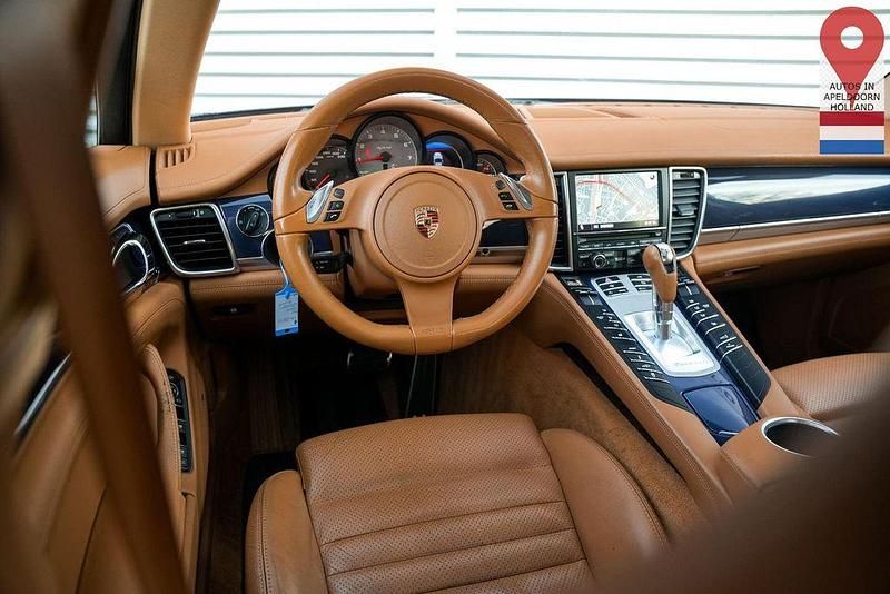 Gebraucht Porsche Panamera 333 PS (244 kW) 2011 Schwarz Limousine