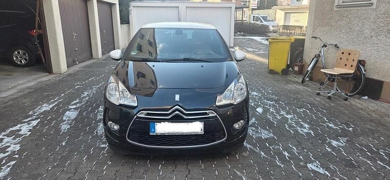 Schwarz Gebraucht 2014 Citroën DS3 So Chic Limousine | 4.000 € (Guter Preis) - Bild 1/4