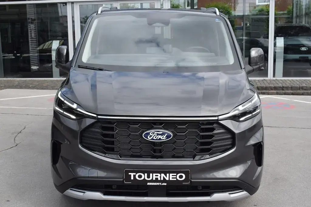 Neu Ford Tourneo Active 170 PS (125 kW) 2026 Magnetic metallic Van / Kleinbus