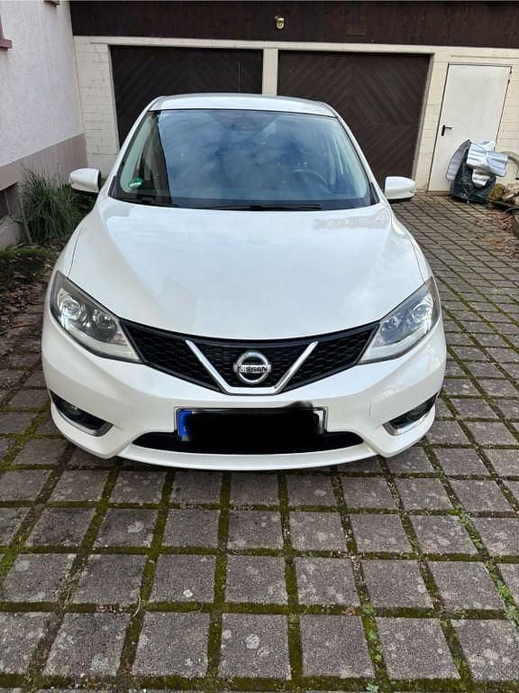 Weiß Gebraucht 2015 Nissan Pulsar N-TEC Limousine | 9.399 € (Teuer) - Bild 1/4