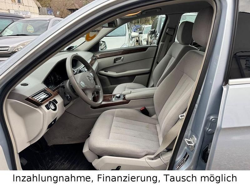 Second-hand Mercedes E250 204 CP (150 kW) 2012 Argintiu Berlinǎ