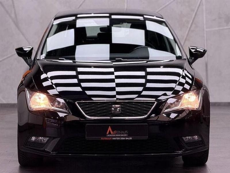 Gebraucht Seat Leon Style 110 PS (80 kW) 2015 Mitternachtsschwarz Limousine