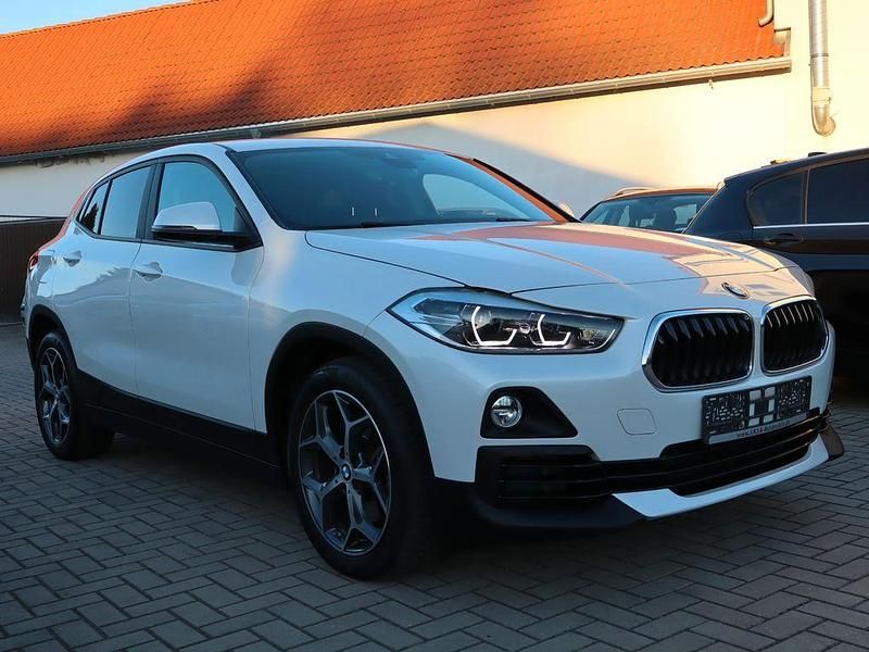 Weiß Gebraucht 2020 BMW X2 Advantage SUV | 20.990 € (Guter Preis) - Bild 1/4