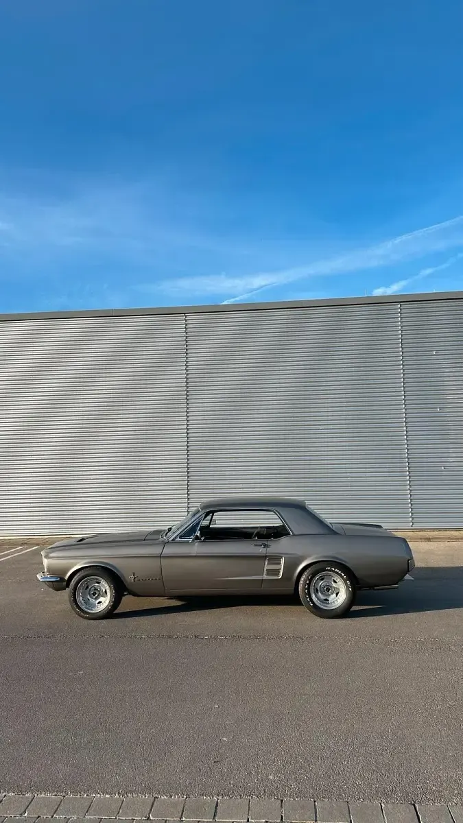 Gebraucht Ford V8 200 PS (147 kW) 1967 Grau Coupé