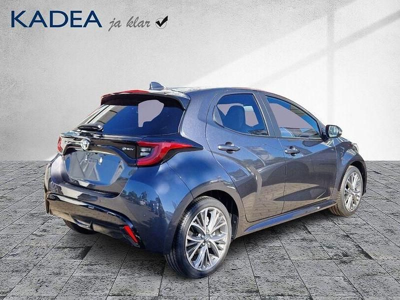 Neu Toyota Yaris Hybrid 116 PS (85 kW) 2025 Grey metallic Kleinwagen