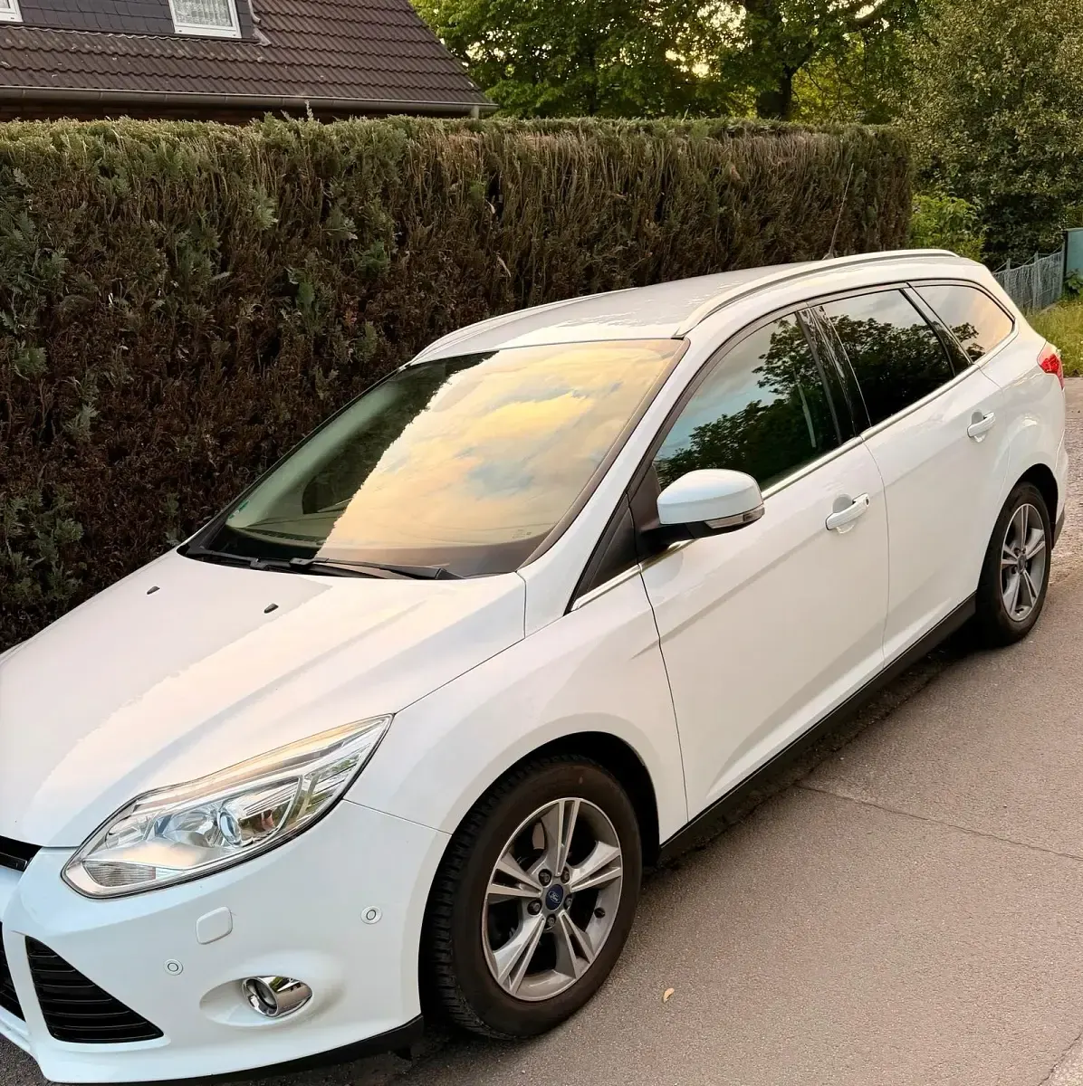 Używany Ford Focus 140 KM (102 kW) 2014 Biały Kombi