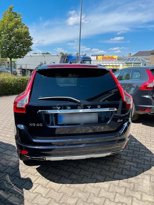 Gebraucht Volvo XC60 220 PS (161 kW) 2017 Blau SUV