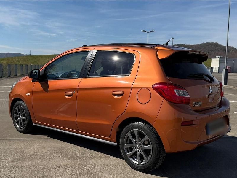 Second-hand Mitsubishi Space Star 80 CP (58 kW) 2018 Portocaliu Hatchback