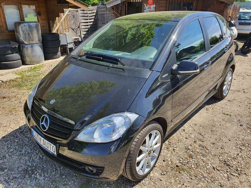Schwarz Gebraucht 2010 Mercedes A160 Limousine | 5.270 € (Fairer Preis) - Bild 1/4
