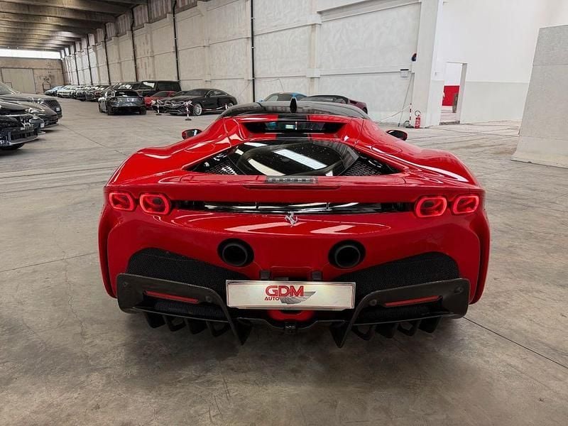 Gebraucht Ferrari SF90 999 PS (734 kW) 2023 Rot