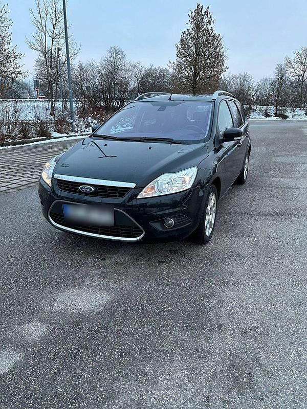 Gebraucht Ford Focus Ghia 136 PS (100 kW) 2011 Schwarz Kombi