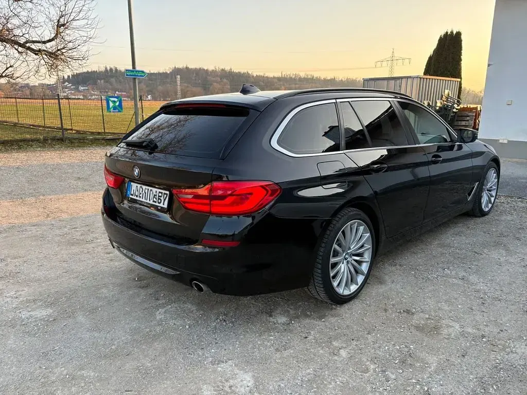 Second-hand BMW 520 190 CP (139 kW) 2018 Negru Break