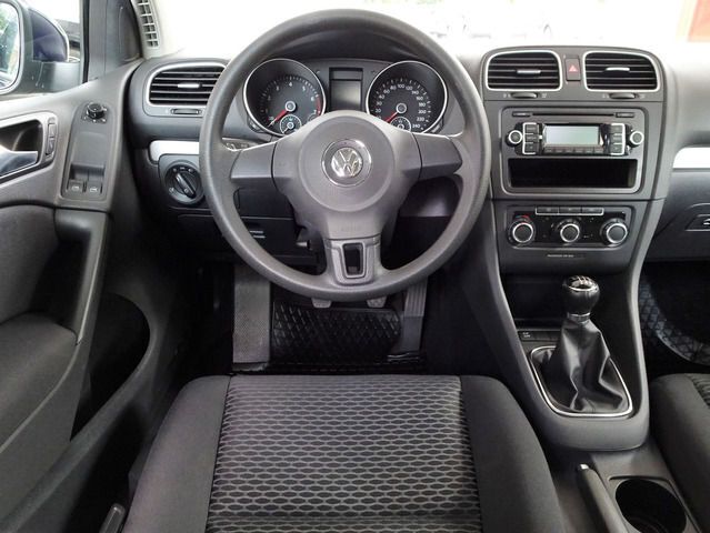 Gebraucht VW Golf VI Trendline 105 PS (77 kW) 2010 Blau metallic Kleinwagen