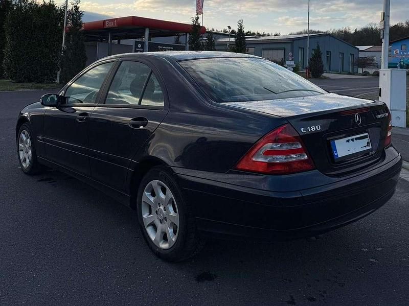 Gebraucht Mercedes C180 143 PS (105 kW) 2005 Schwarz Limousine