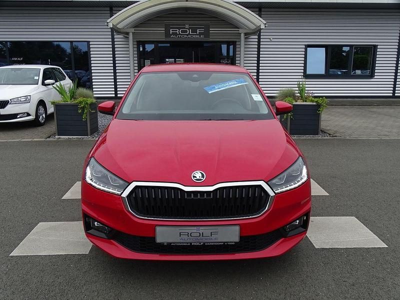 Gebraucht Skoda Fabia Style 110 PS (80 kW) 2021 Rot velvet rot metallic (metallic) Kleinwagen