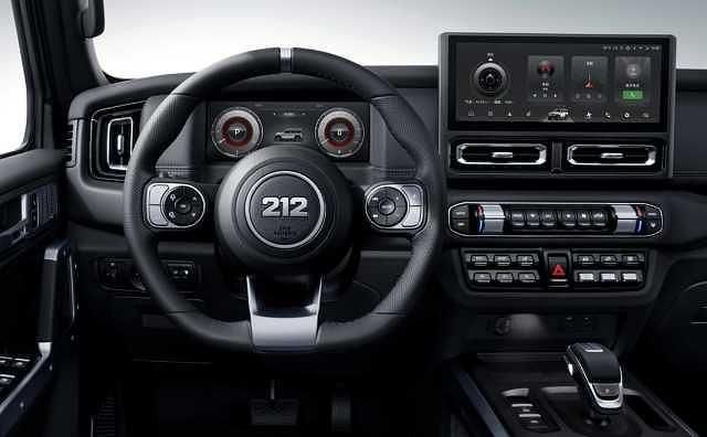 Neu BAW 212 166 PS (122 kW) 2026 Grün SUV