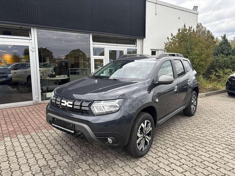 Grau Gebraucht 2024 Dacia Duster Journey SUV | 22.724 € (Guter Preis) - Bild 1/2