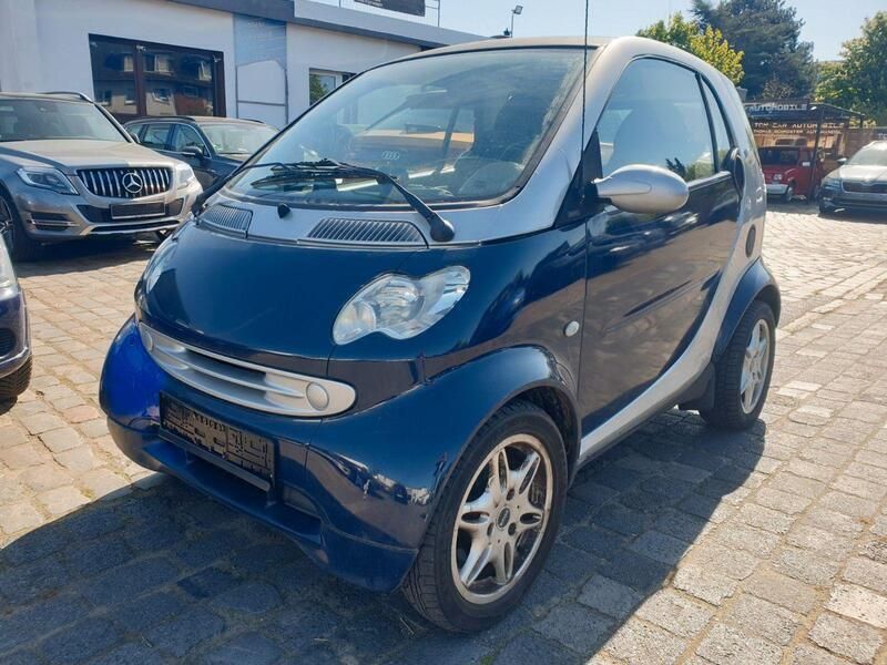 Silber Gebraucht 2004 Smart ForTwo Coupé Basis Coupé | 500 € - Bild 1/4