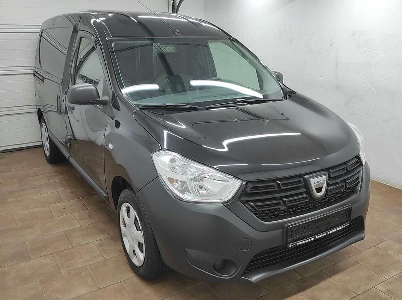 Gebraucht Dacia Dokker 102 PS (75 kW) 2018 Perlmuttschwarz Van / Kleinbus