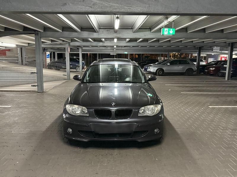 Gebraucht BMW 116 122 PS (89 kW) 2005 Grau Kleinwagen