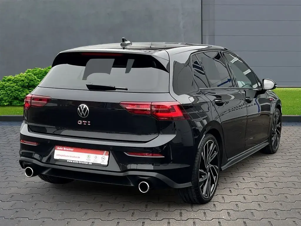 Gebraucht VW Golf VIII GTI 245 PS (180 kW) 2022 Schwarz Limousine