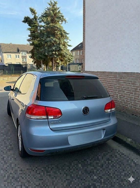 Gebraucht VW Golf VI Team 80 PS (58 kW) 2010 Blau Kleinwagen