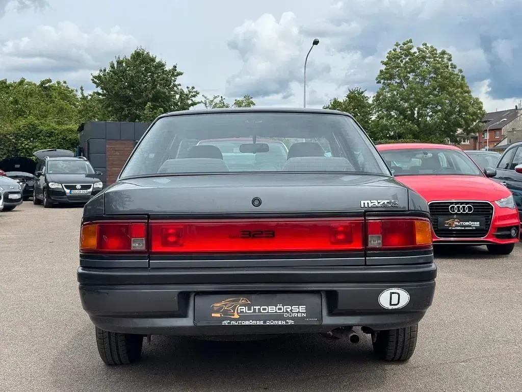 Gebraucht Mazda 323 1991 Grau Limousine