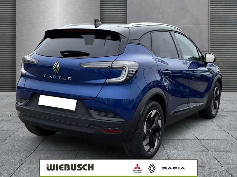 Gebraucht Renault Captur Techno 158 PS (116 kW) 2025 Ironblau + blackpearlschwarz SUV