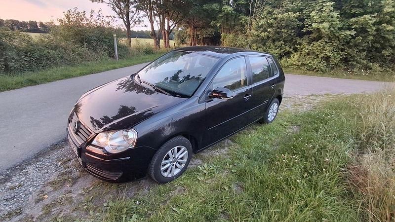 Gebraucht VW Polo Trendline 69 PS (50 kW) 2009 Schwarz Kleinwagen